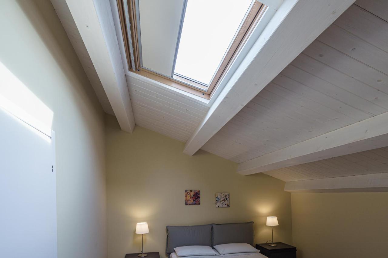 Holiday In Home Suite Archimede كاتانيا المظهر الخارجي الصورة